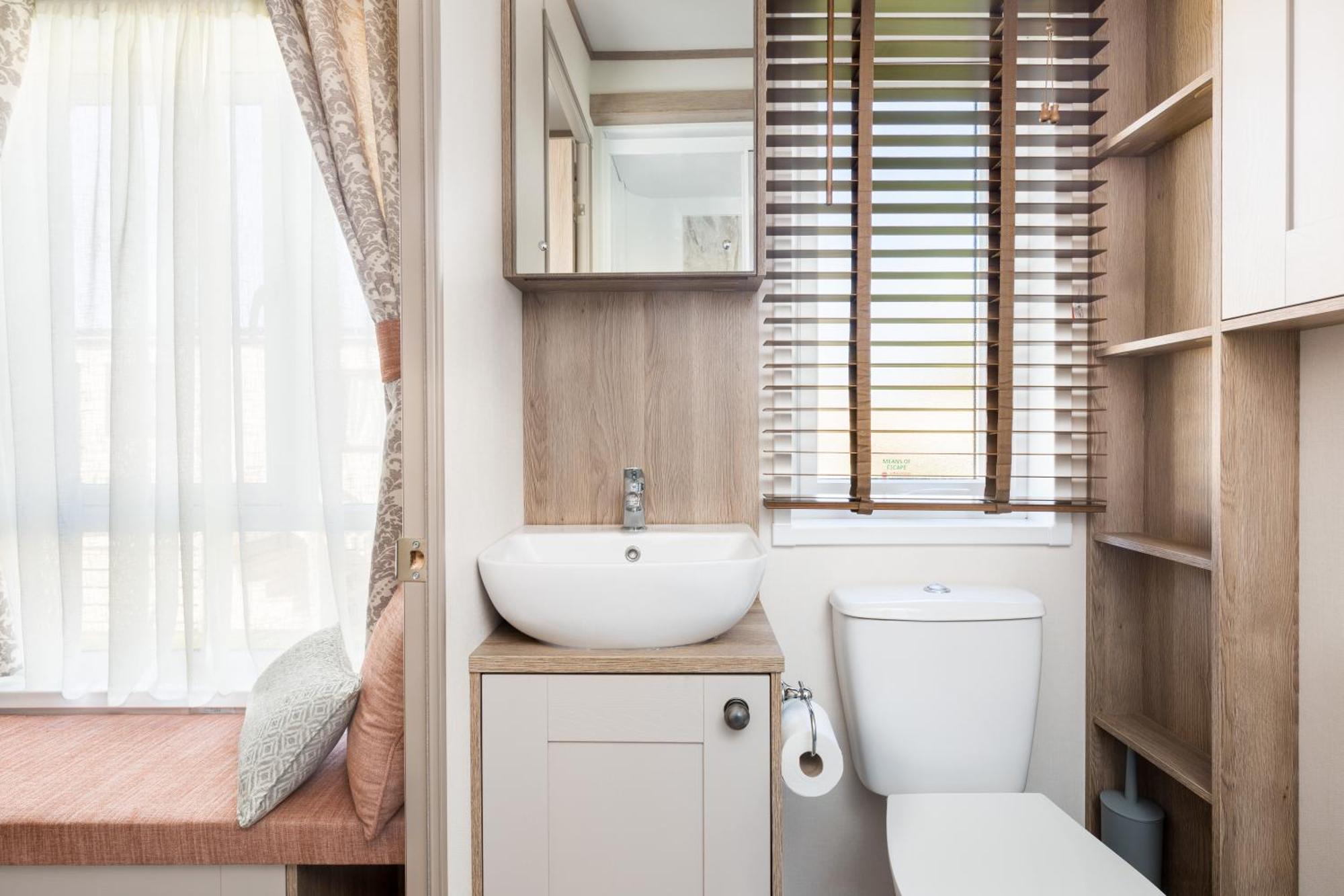 Reeds View Holiday Lodge South Cerney Ngoại thất bức ảnh